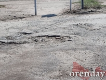 В Оренбурге чиновникам и надзорным органам плевать на состояние привокзальной площади