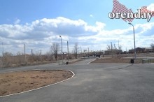 В Соль-Илецке перед приездом Дениса Паслера вычищали центр города и мыли асфальт