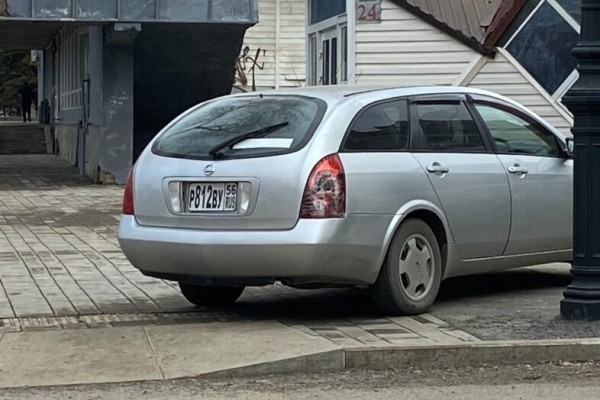 &ldquo;Чудаки на дороге&rdquo;. Парковка на тротуаре в центре города