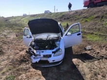 В Курманаевском районе перевернулась машина с двумя детьми